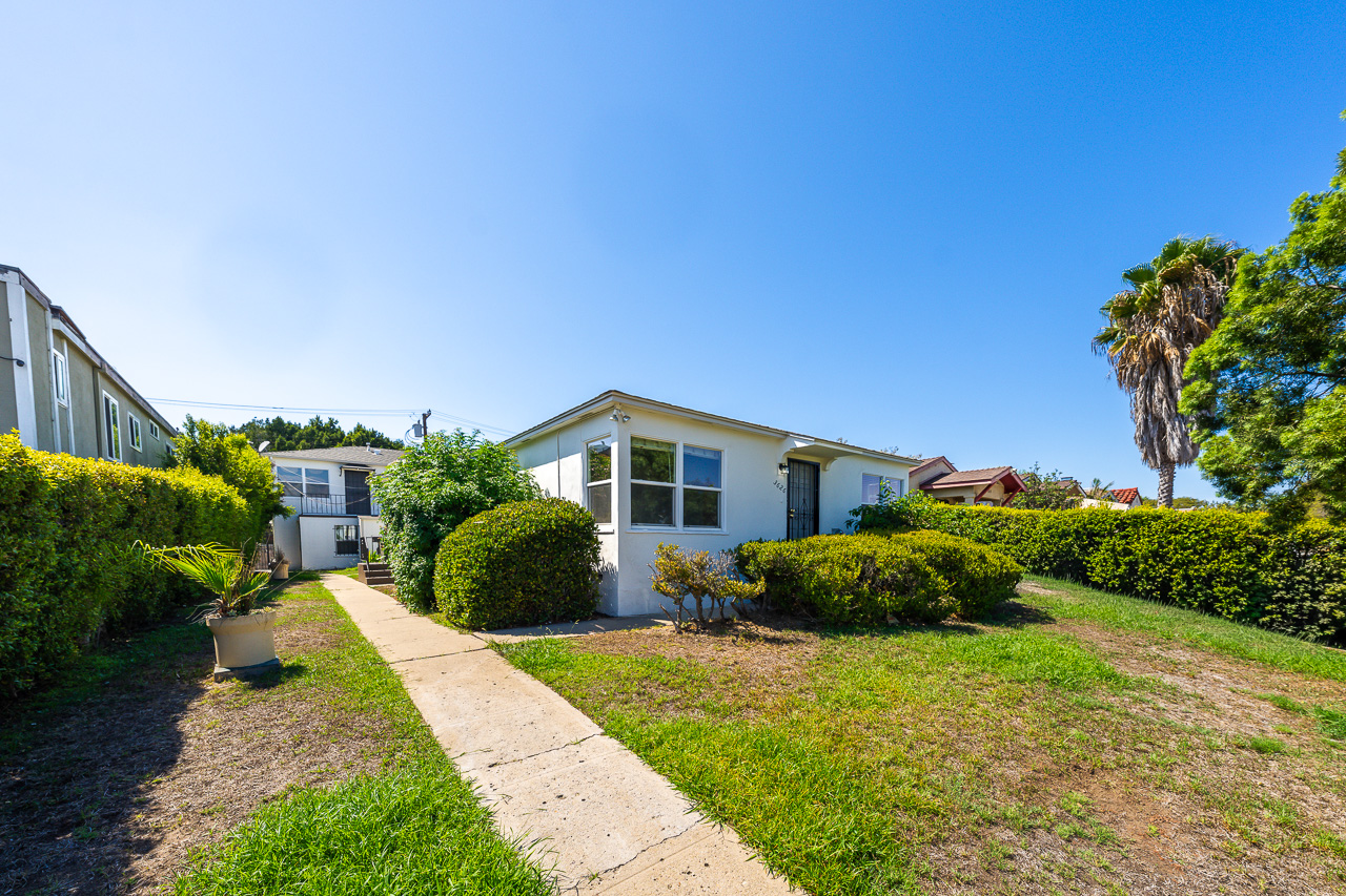 Property main image