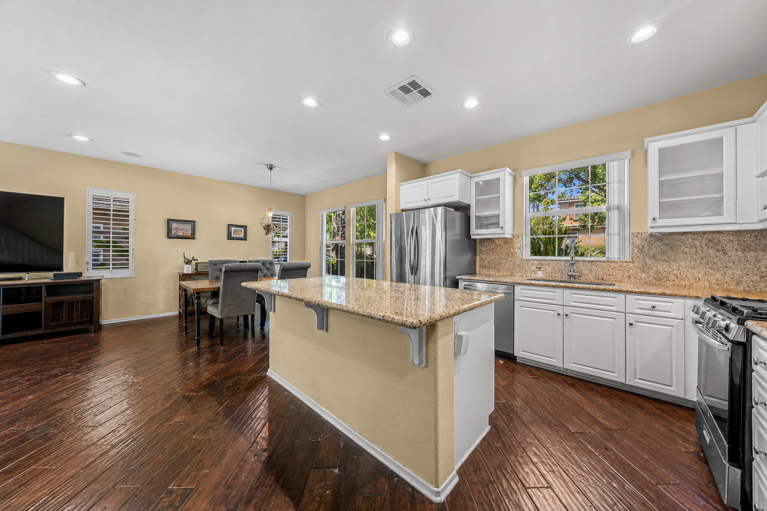 1732 Wolf Canyon Loop